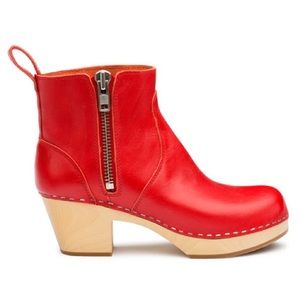 🚨LAST CHANCE!🚨 EUC Zip It Emy Swedish Hasbeen Round Toe Clog Boot